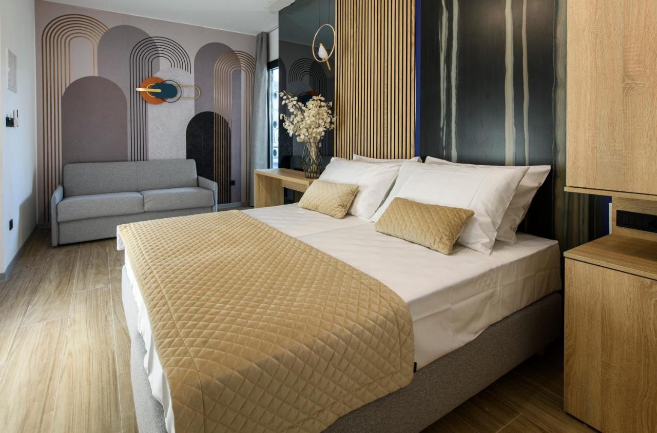 Via Mare Luxury Rooms 斯普利特 外观 照片