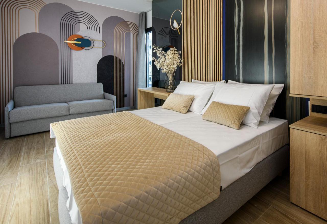 Via Mare Luxury Rooms 斯普利特 外观 照片