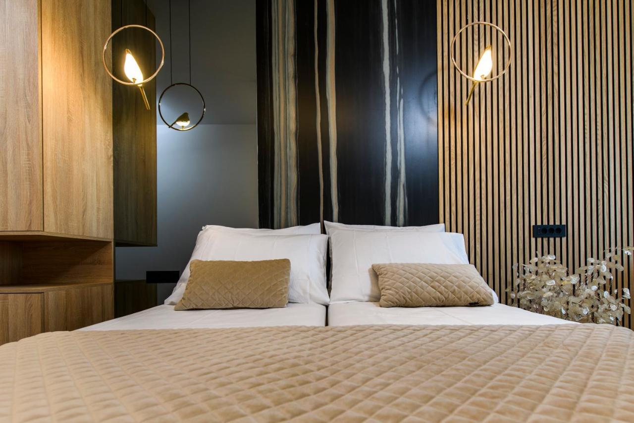 Via Mare Luxury Rooms 斯普利特 外观 照片