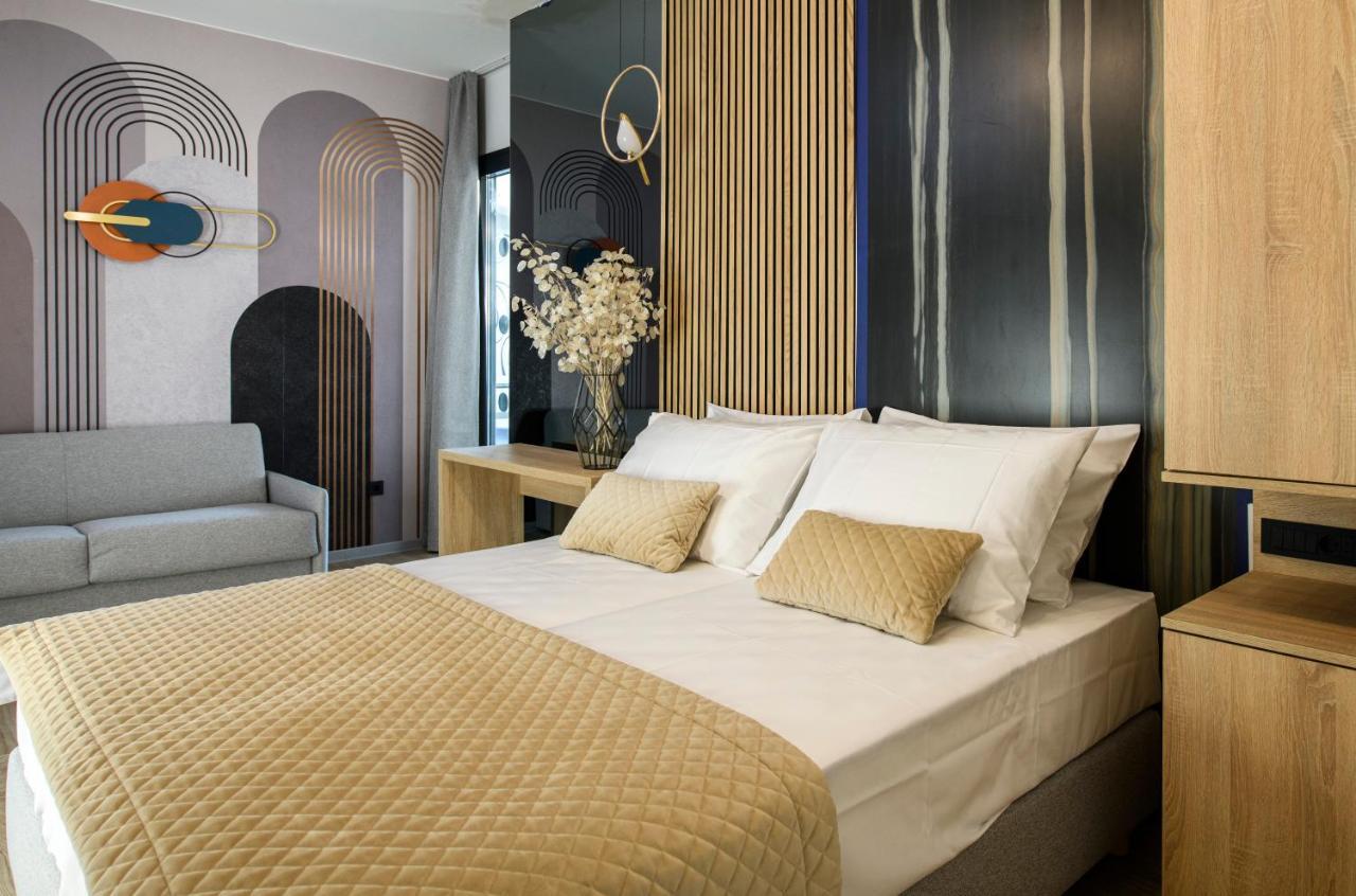 Via Mare Luxury Rooms 斯普利特 外观 照片